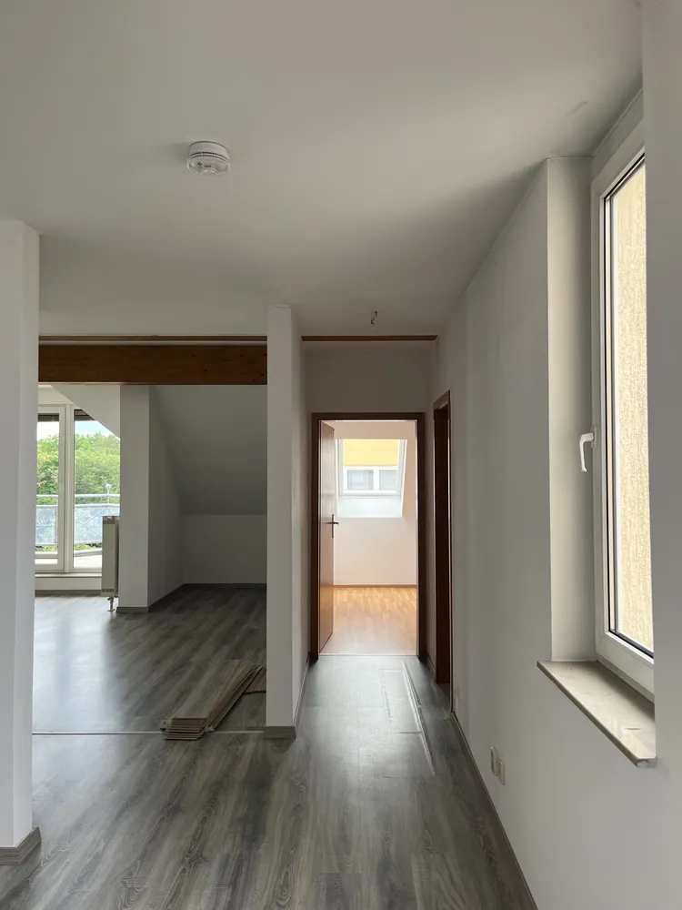 2 Zimmer Wohnung mit 84 m² in Plauen – Bild 9