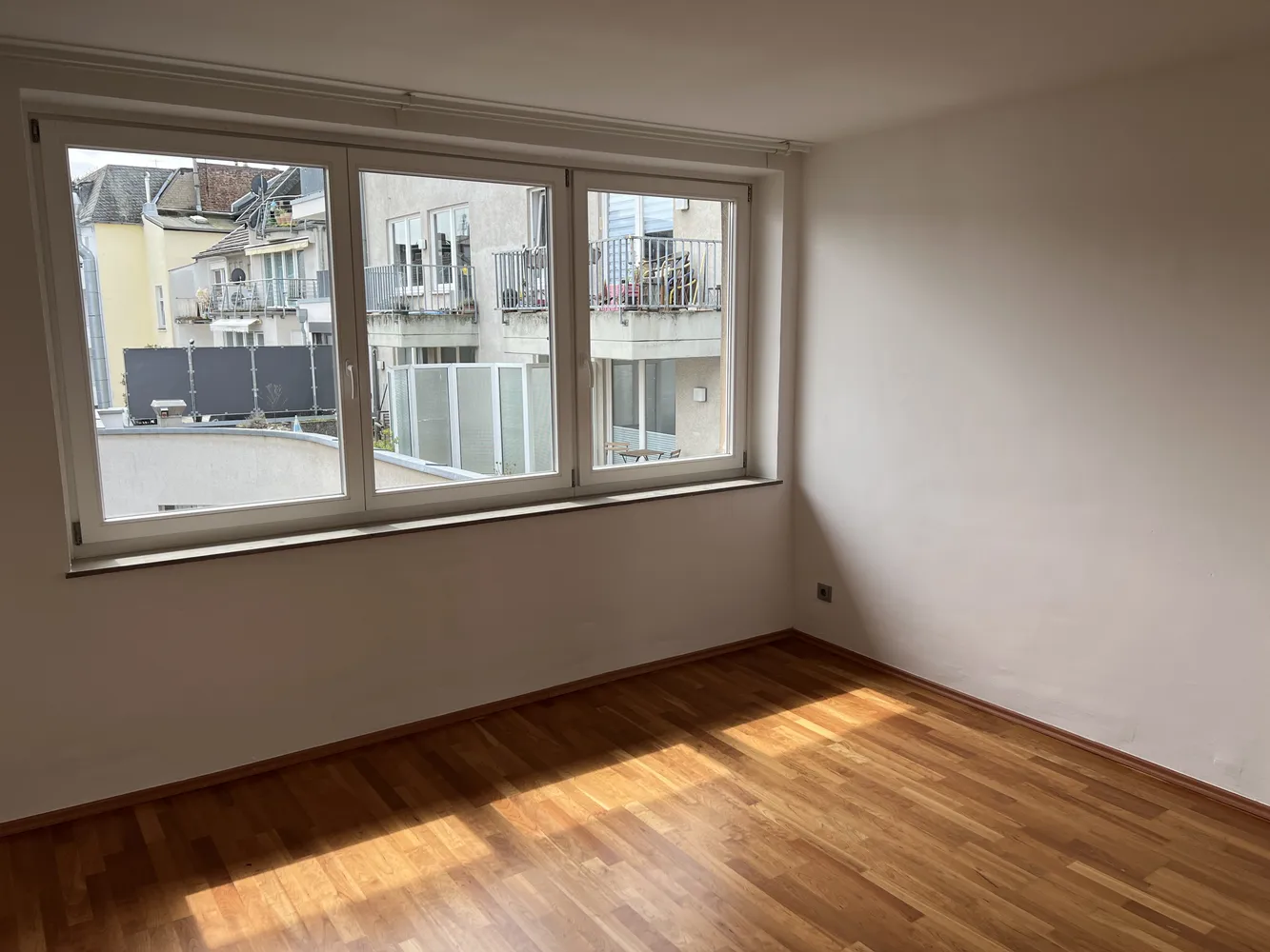 2 Zimmer Wohnung mit 82 m² in Bonn – Bild 8
