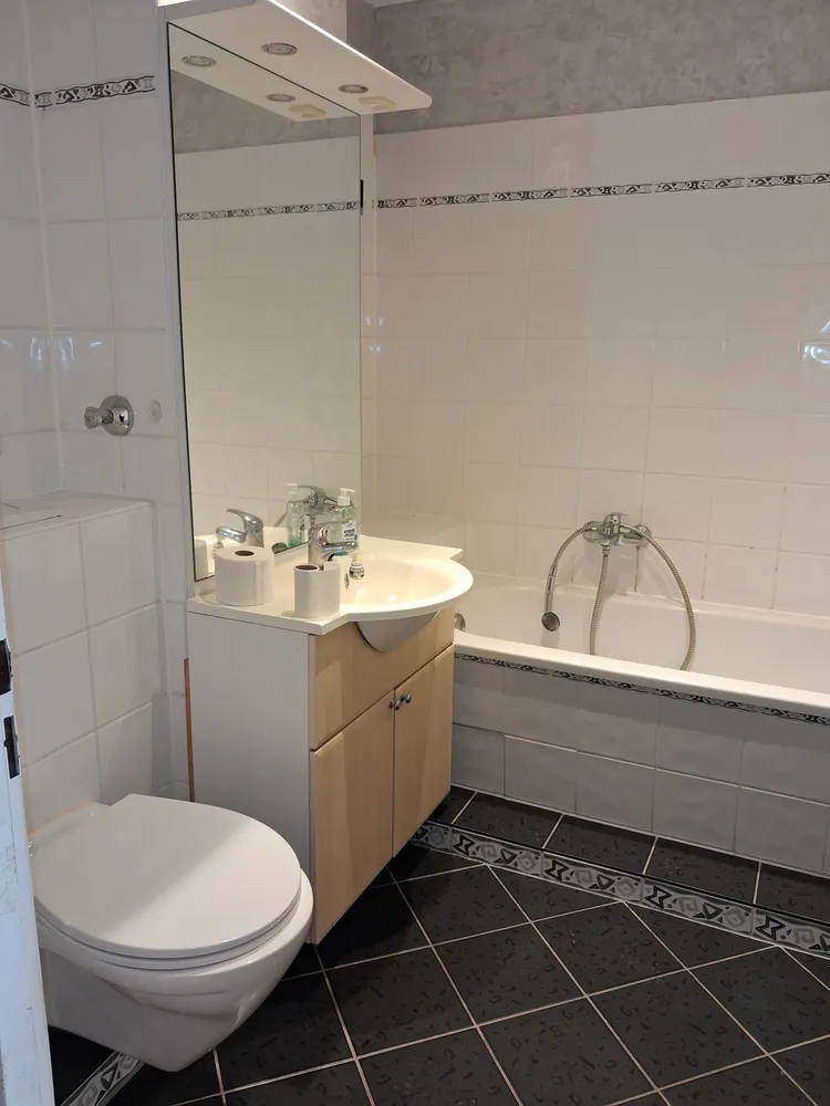 2 room apartment with 60 m² in Berlin – Photo 1