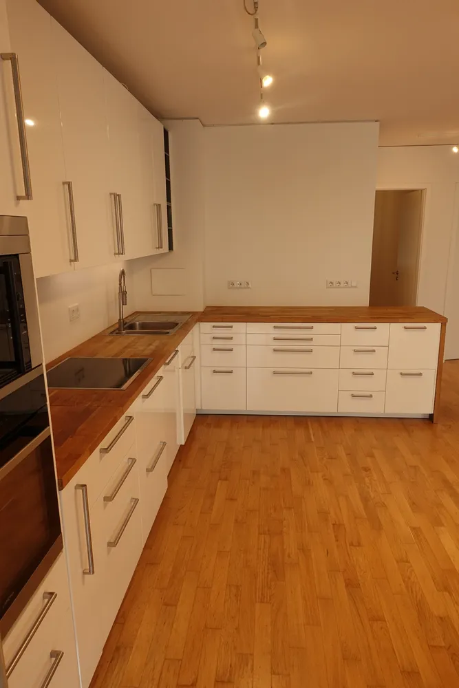 5 Zimmer Wohnung mit 145 m² in Frankfurt am Main – Bild 3
