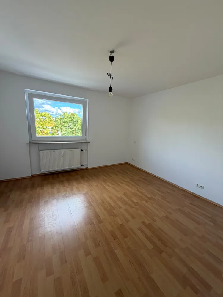 3 Zimmer Wohnung mit 76 m² in Wiesbaden – Bild 4