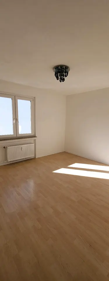 Shared room with 98 m² in Stuttgart – Photo 6