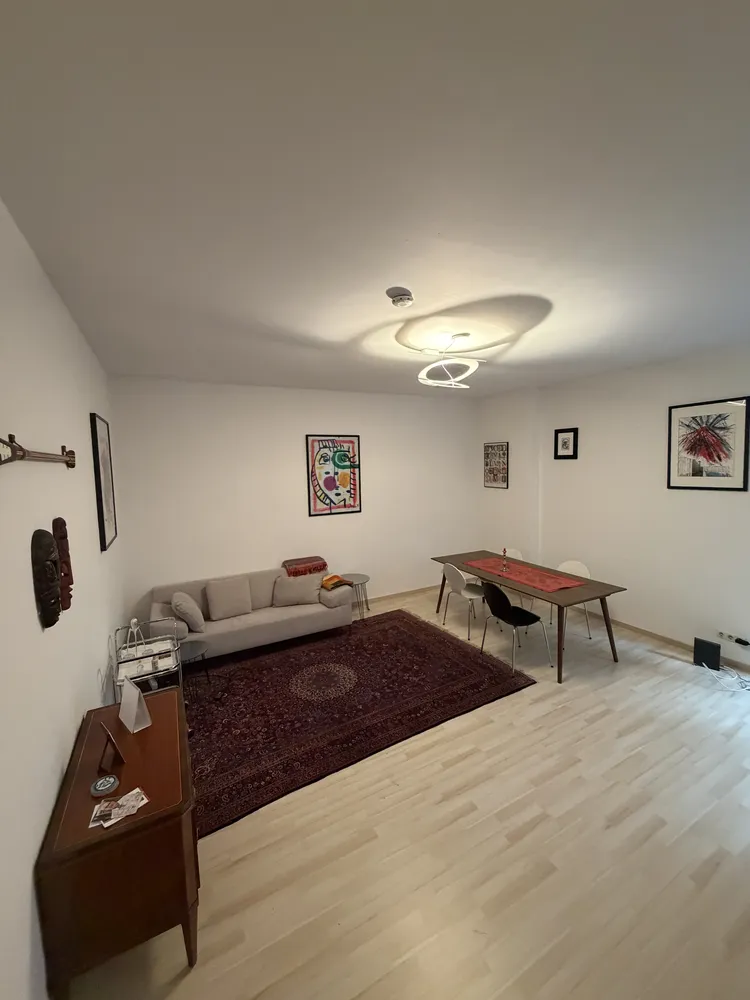 2 Zimmer Wohnung mit 64 m² in Berlin – Bild 1