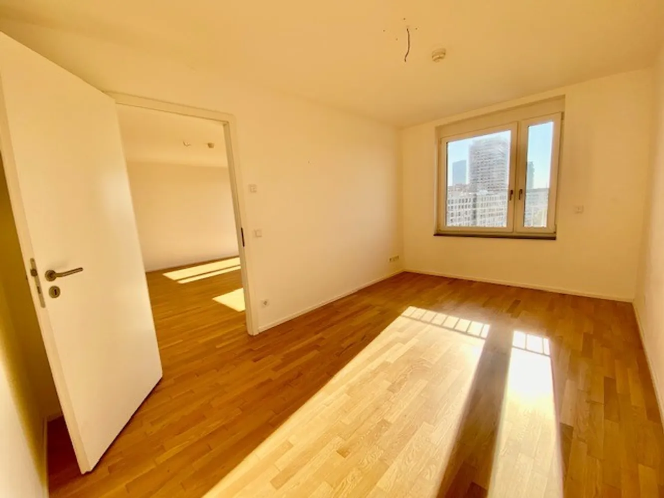 2 room apartment with 61 m² in Berlin – Photo 10