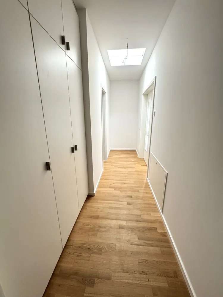 2 Zimmer Wohnung mit 85 m² in Berlin – Bild 4