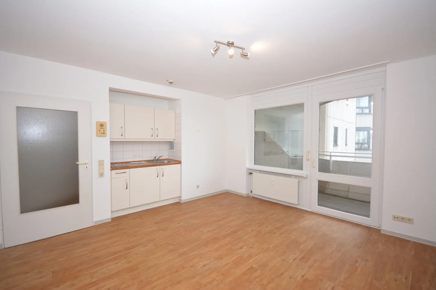 2 room apartment with 44 m² in Brühl – Photo 4