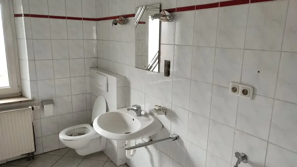 1 Zimmer Wohnung mit 140 m² in Hof – Bild 8