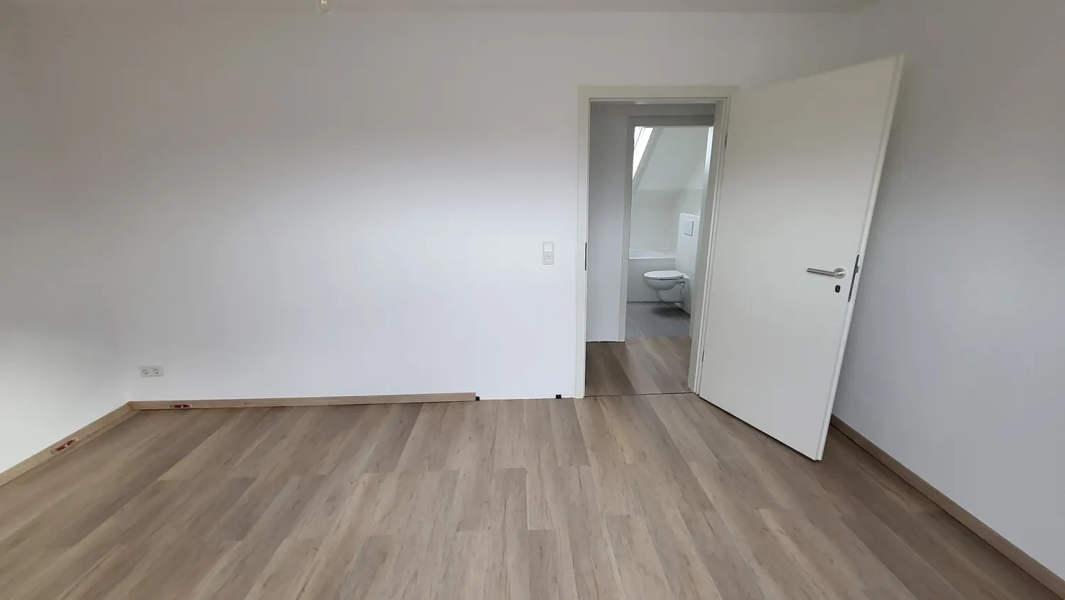 3 Zimmer Wohnung mit 45 m² in Karlsruhe – Bild 4
