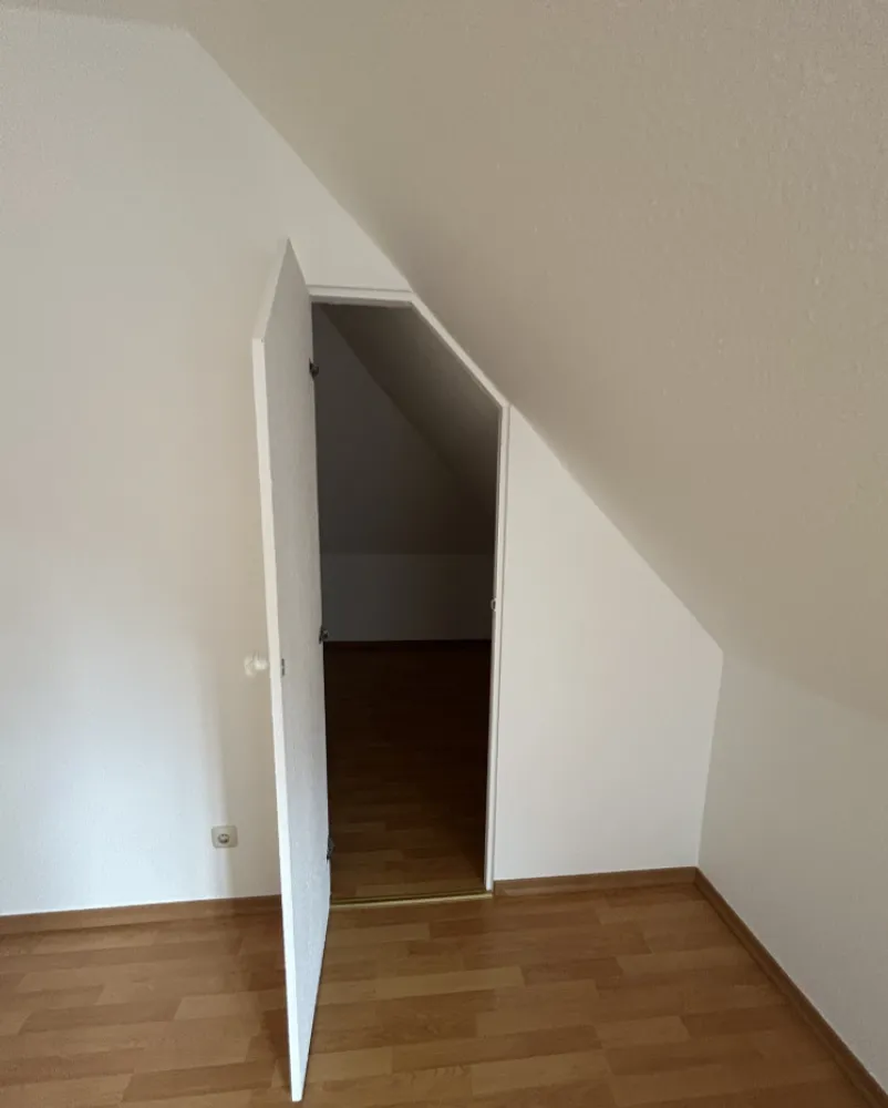 2 Zimmer Wohnung mit 76 m² in Falkensee – Bild 2