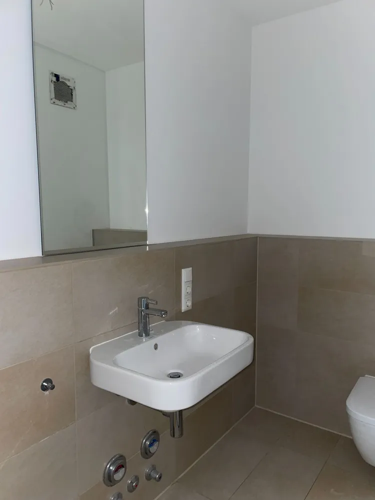 2 Zimmer Wohnung mit 70 m² in Berlin – Bild 10