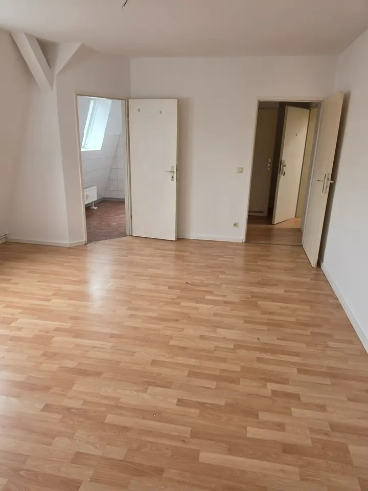 2 Zimmer Wohnung mit 42 m² in Dessau-Roßlau – Bild 3