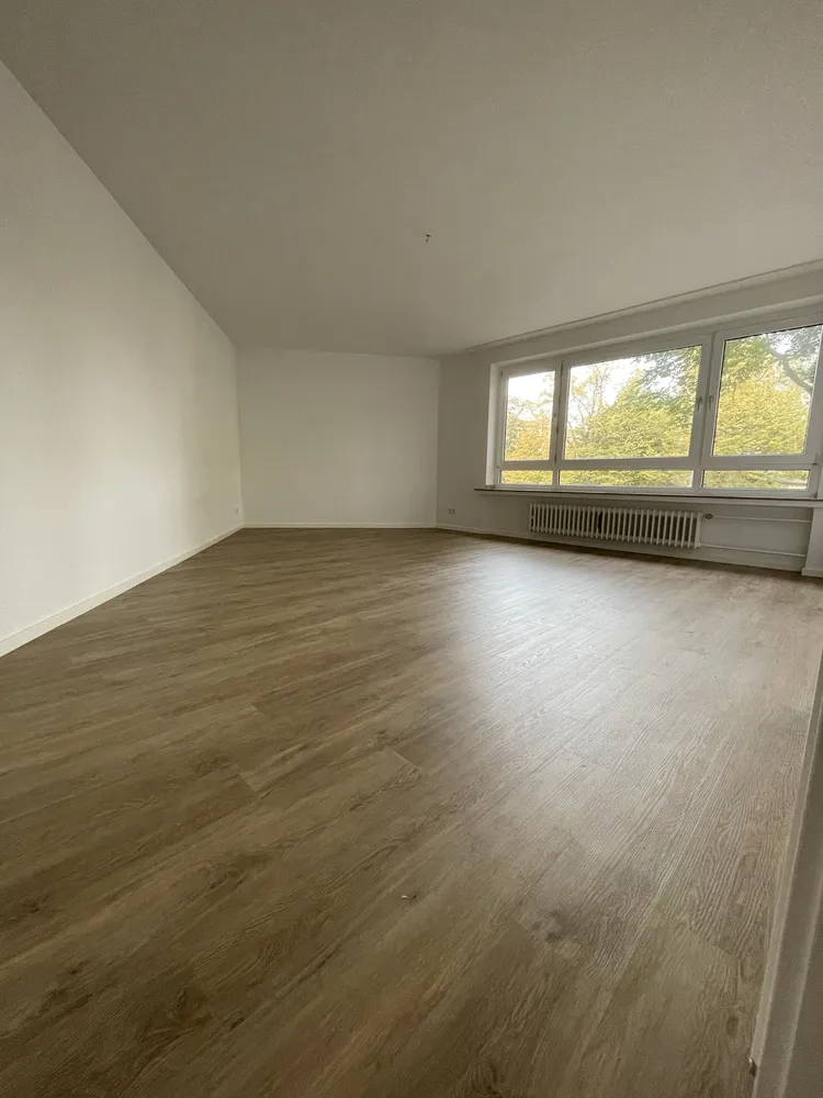 2 Zimmer Wohnung mit 73 m² in Düsseldorf – Bild 3