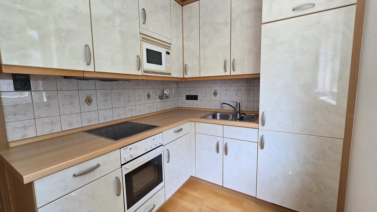 4 Zimmer Wohnung mit 79 m² in Stuttgart – Bild 11