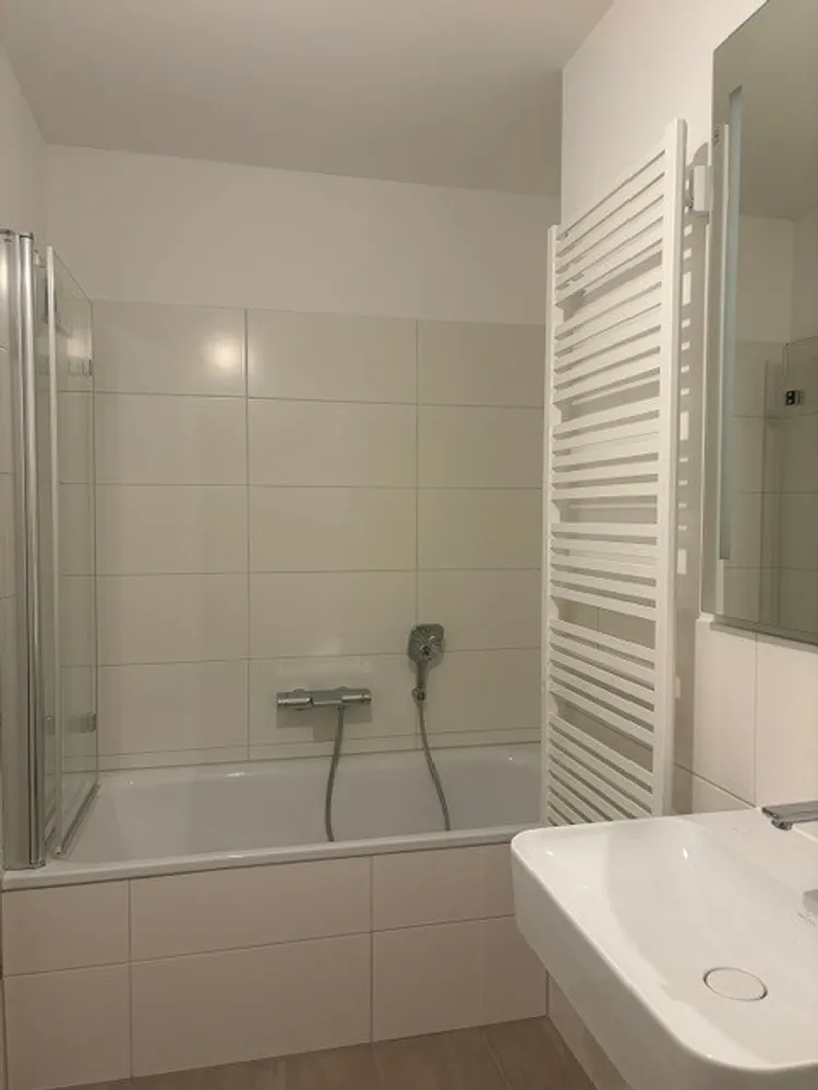 4 Zimmer Wohnung mit 118 m² in Berlin – Bild 4