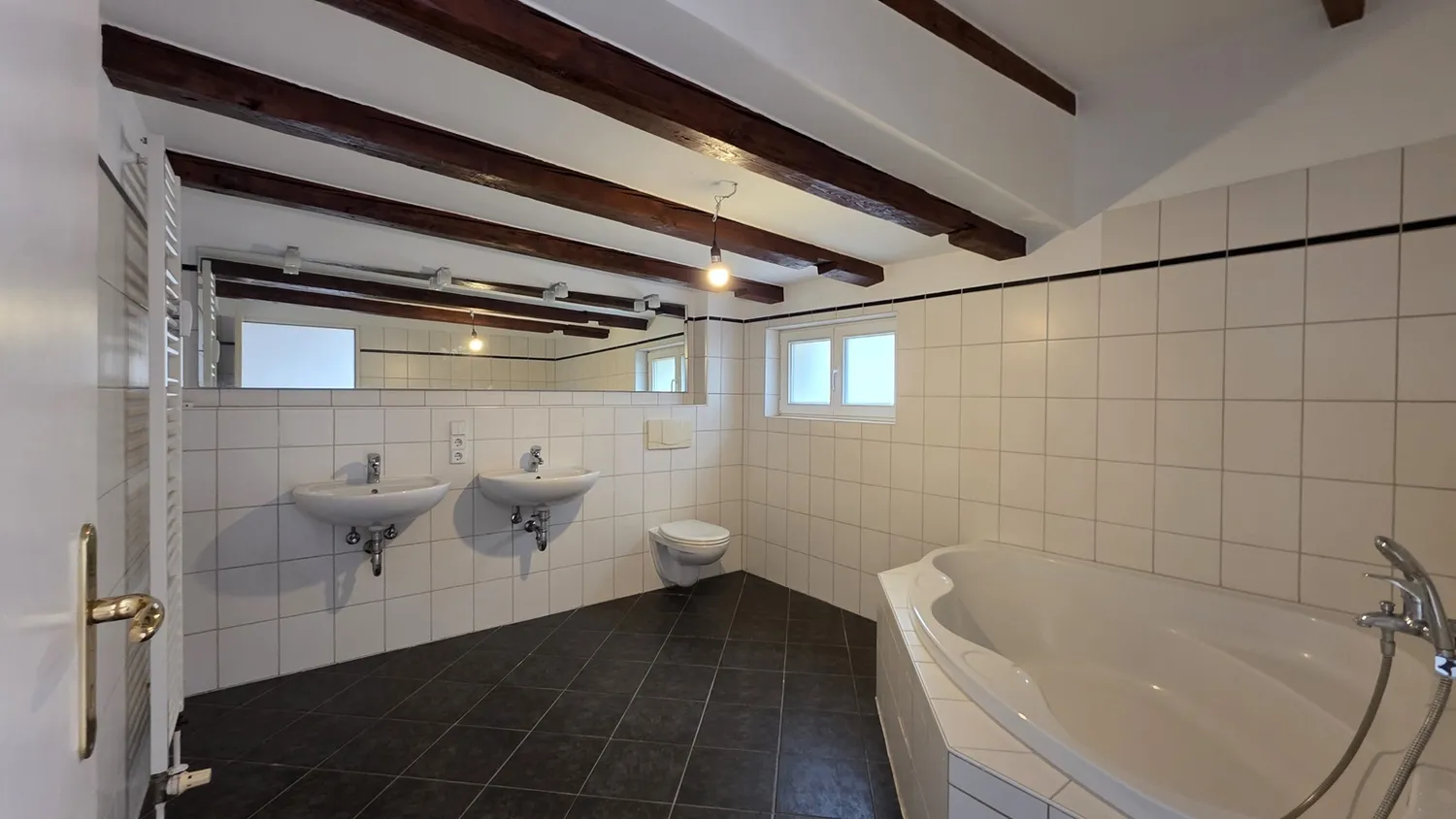 3 Zimmer Wohnung mit 146 m² in Berlin – Bild 2