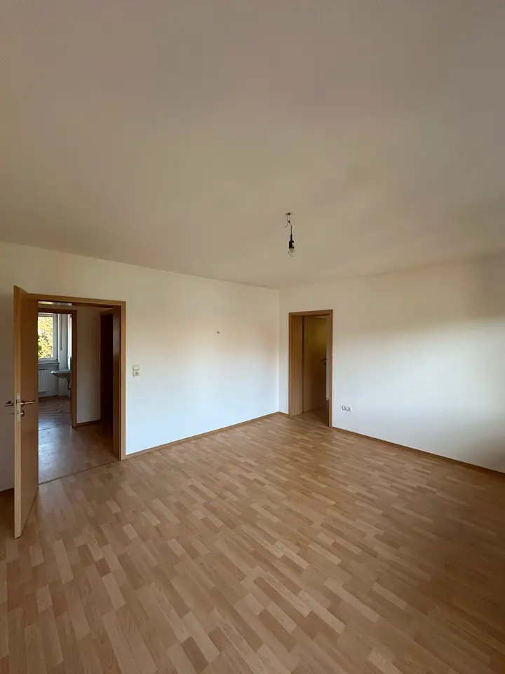 4 Zimmer Wohnung mit 128 m² in Sonneberg – Bild 7
