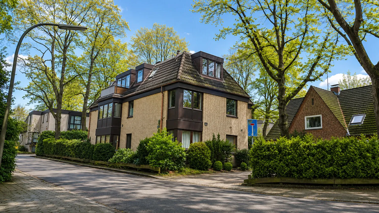 2 Zimmer Wohnung mit 78 m² in Hamburg – Bild 1