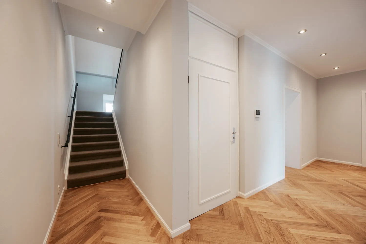 5 Zimmer Wohnung mit 182 m² in Düsseldorf – Bild 9