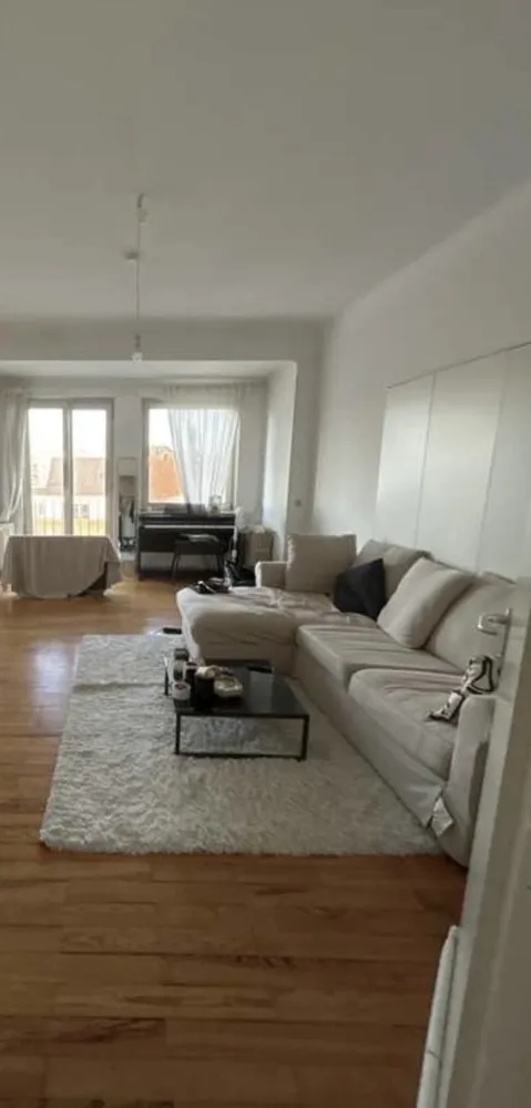 4 Zimmer Wohnung mit 120 m² in Saarbrücken – Bild 3
