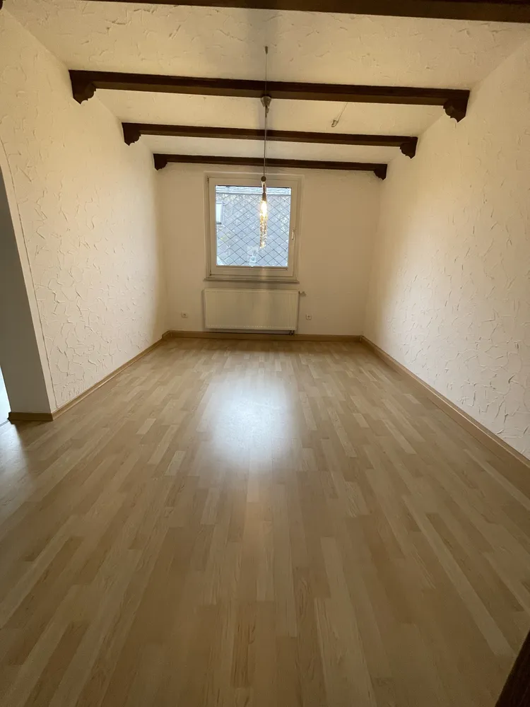 2 Zimmer Wohnung mit 70 m² in Wiesbaden – Bild 4