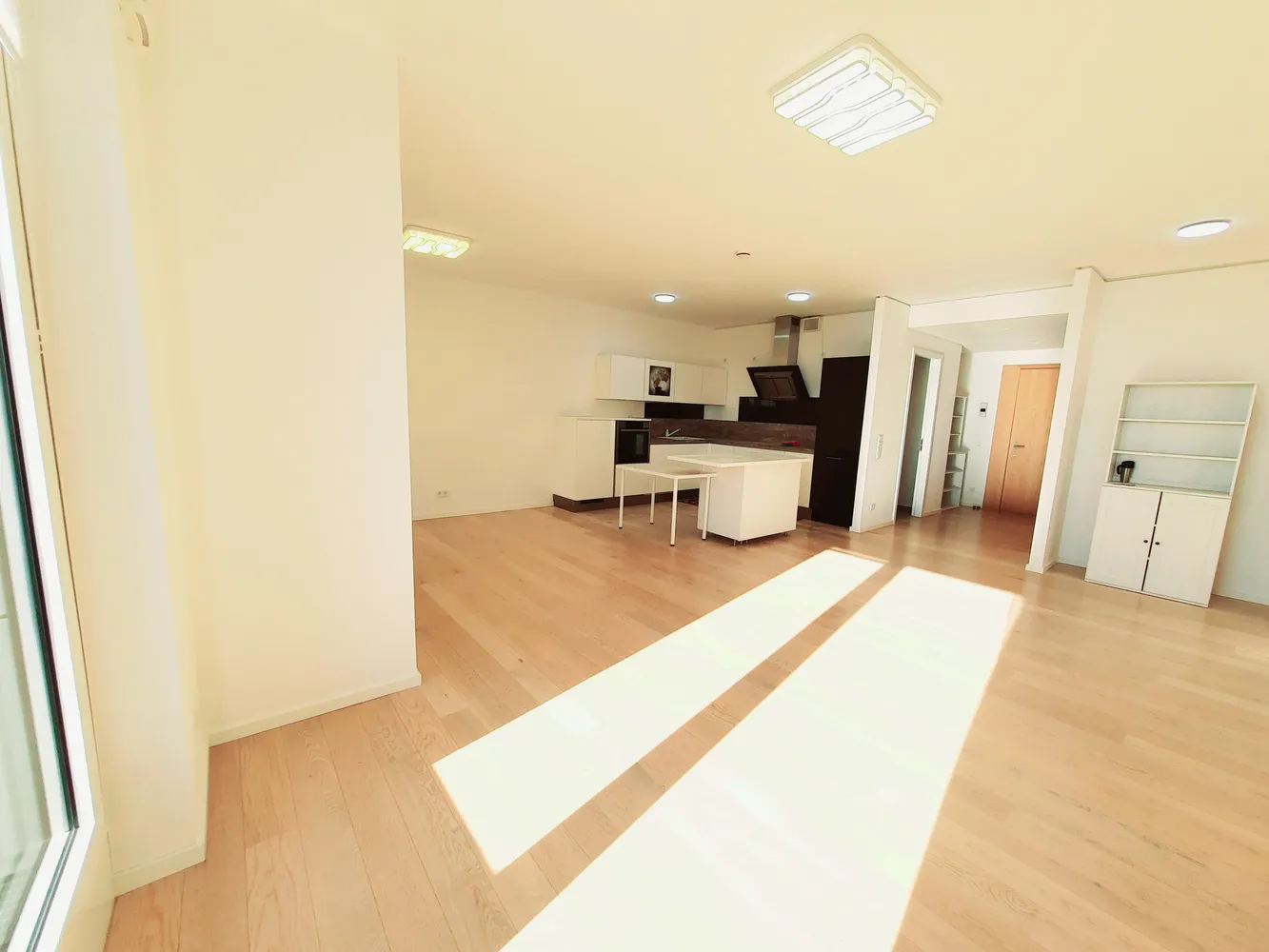 4 Zimmer Wohnung mit 113 m² in Frankfurt am Main – Bild 3