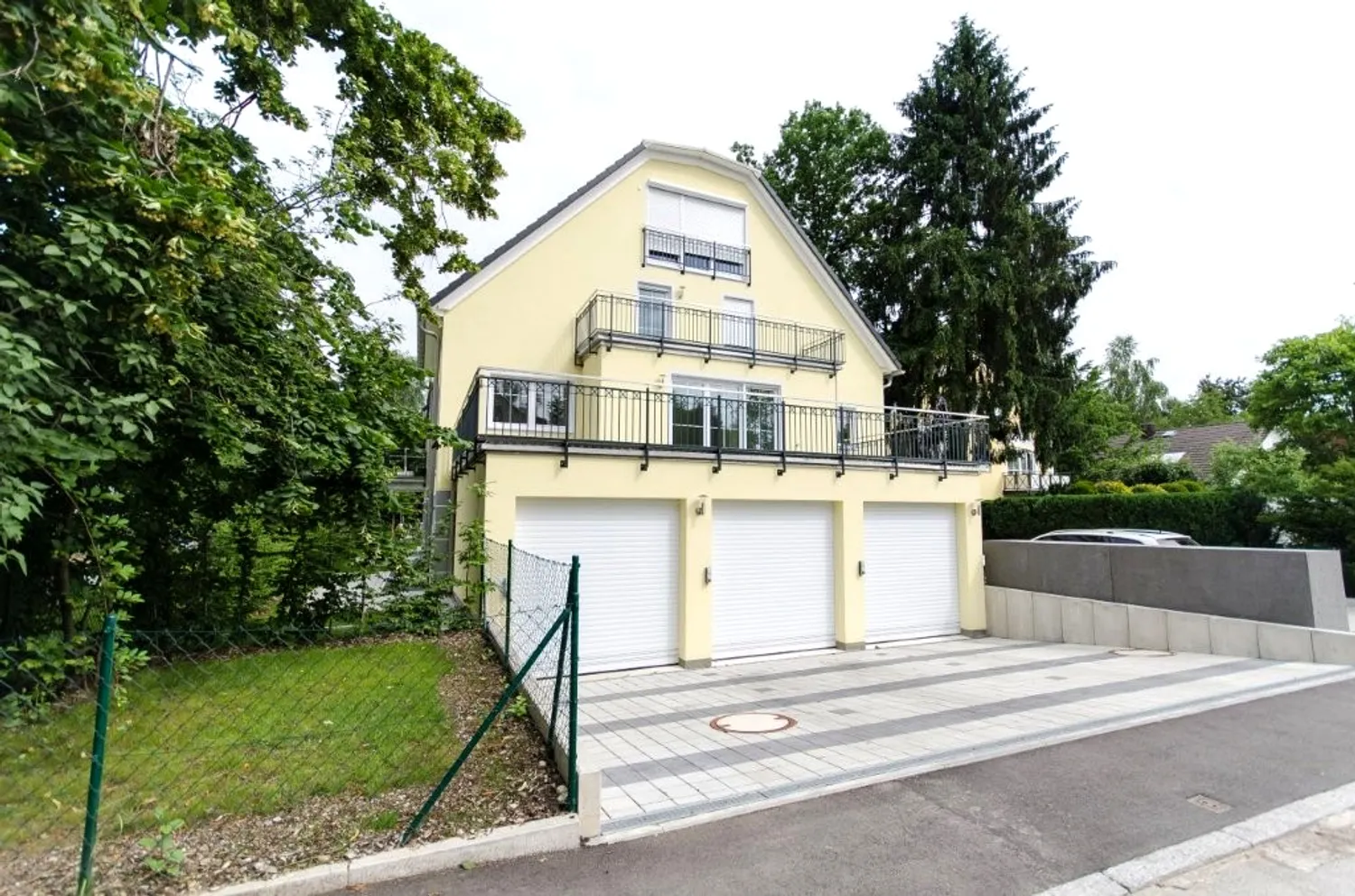 6 room apartment with 184 m² in Munich – Photo 1