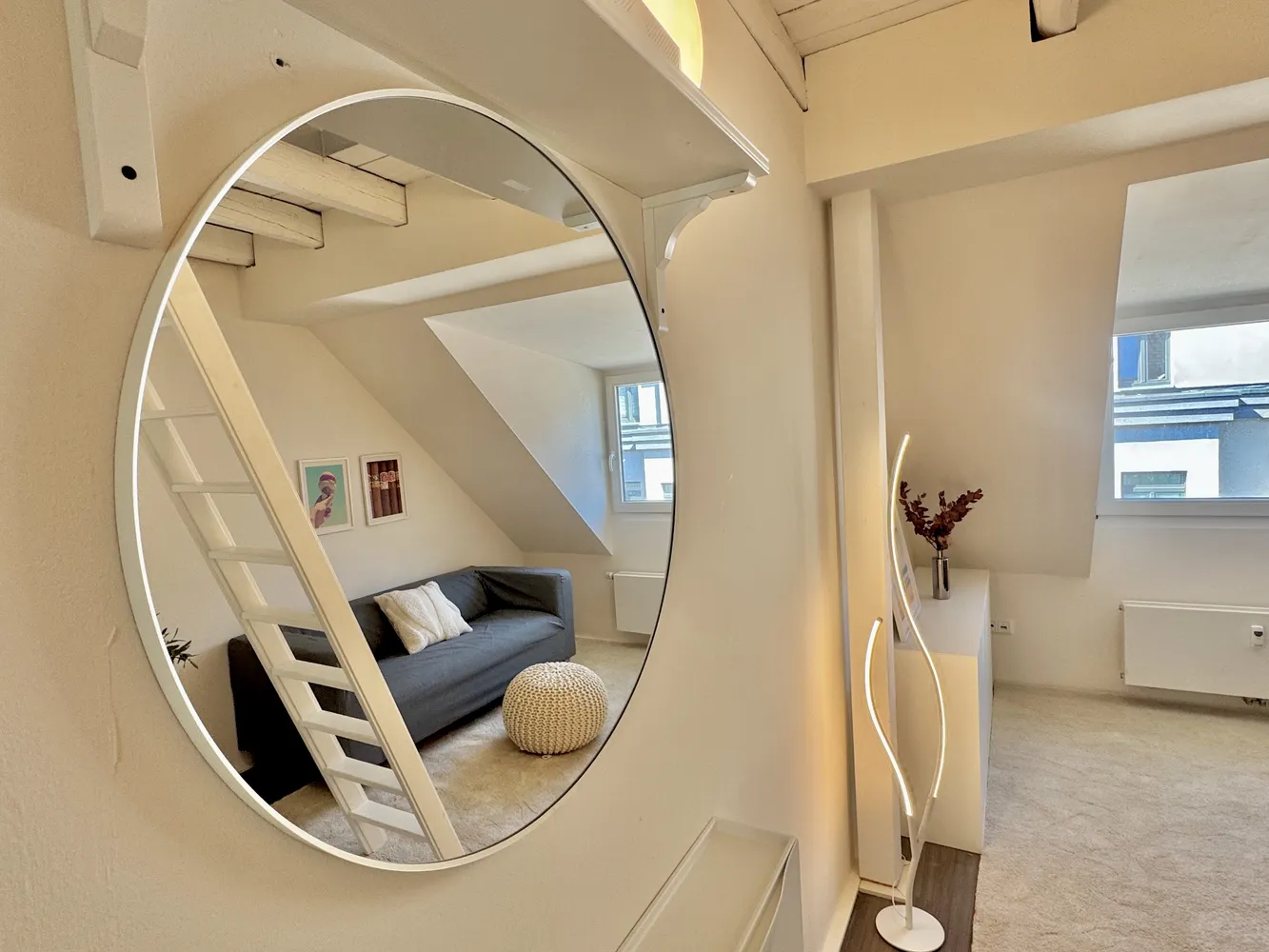 2 Zimmer Wohnung in Köln – Bild 2
