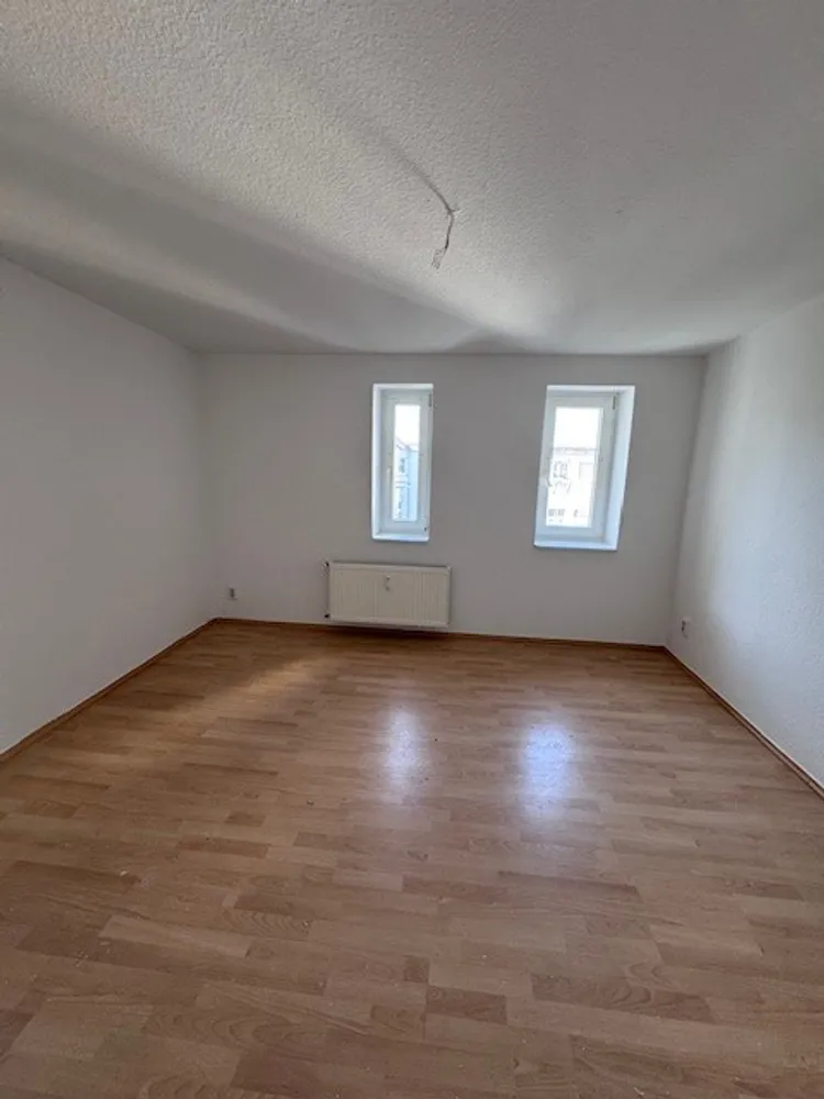 1 Zimmer Wohnung mit 100 m² in Magdeburg – Bild 1