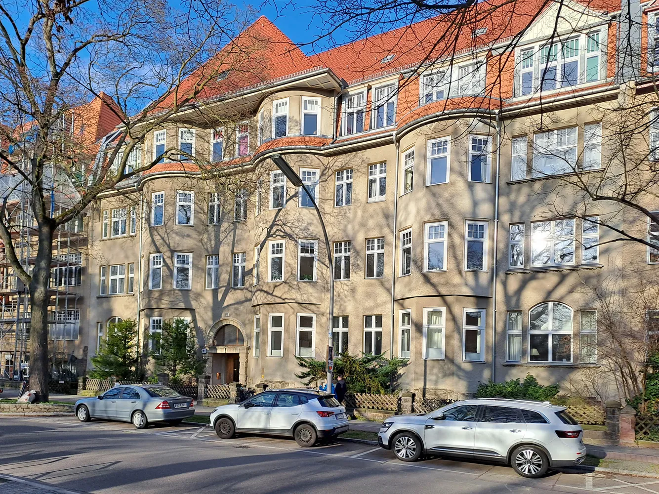 6 Zimmer Wohnung mit 170 m² in Berlin – Bild 2