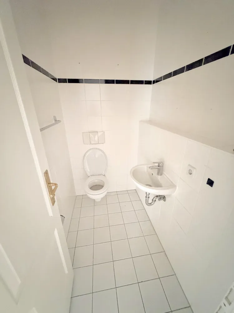 2 Zimmer Wohnung mit 81 m² in Halle (Saale) – Bild 7