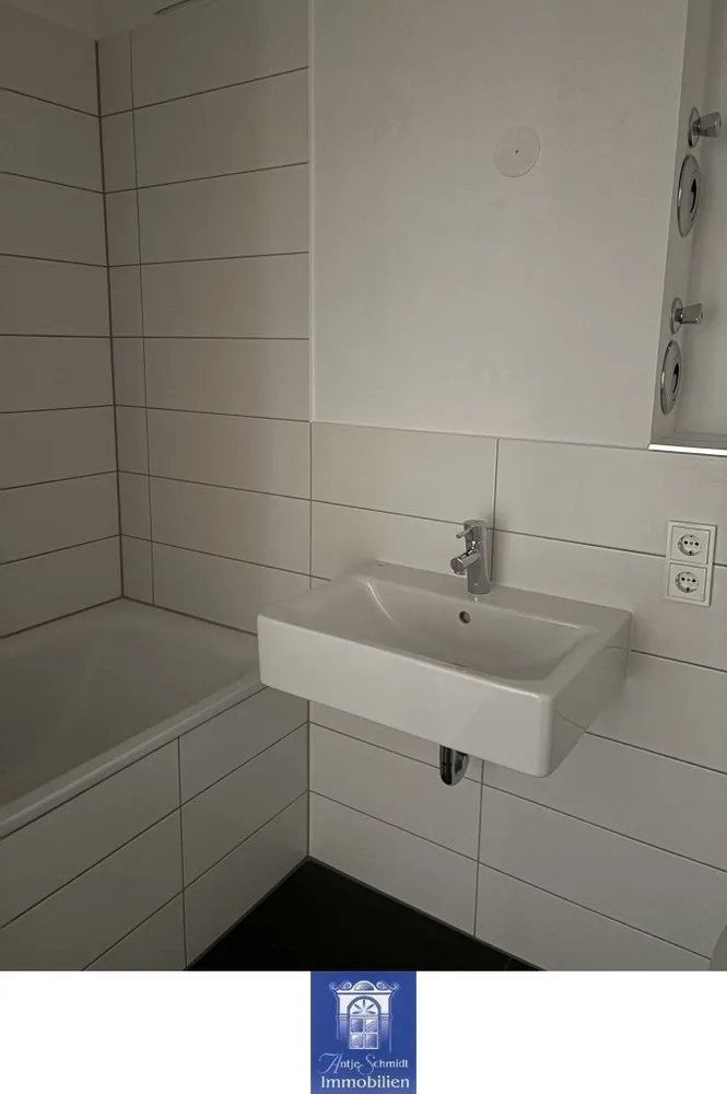 3 room apartment with 90 m² in Dresden – Photo 3