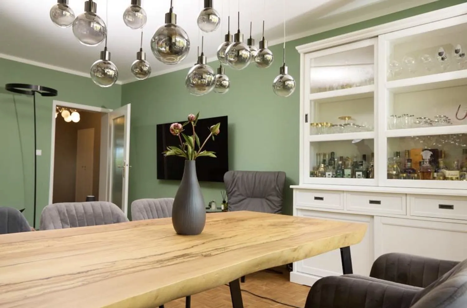 3 Zimmer Wohnung mit 95 m² in München – Bild 5