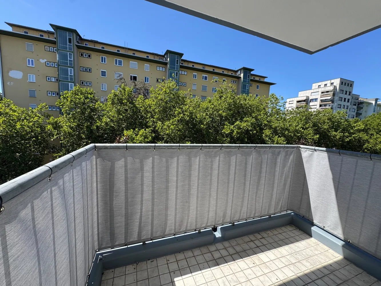 2 room apartment with 30 m² in Saarbrücken – Photo 9