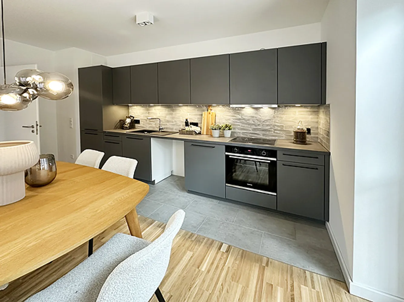 4 Zimmer Wohnung mit 92 m² in Hamburg – Bild 4