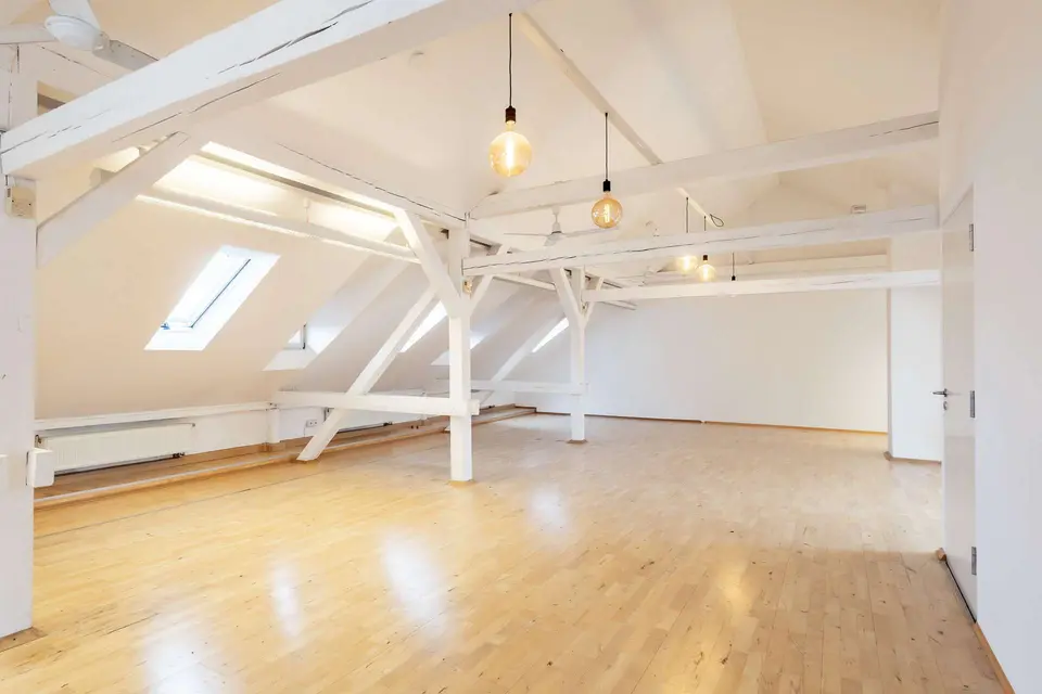 2 Zimmer Wohnung mit 111 m² in Nürnberg – Bild 8