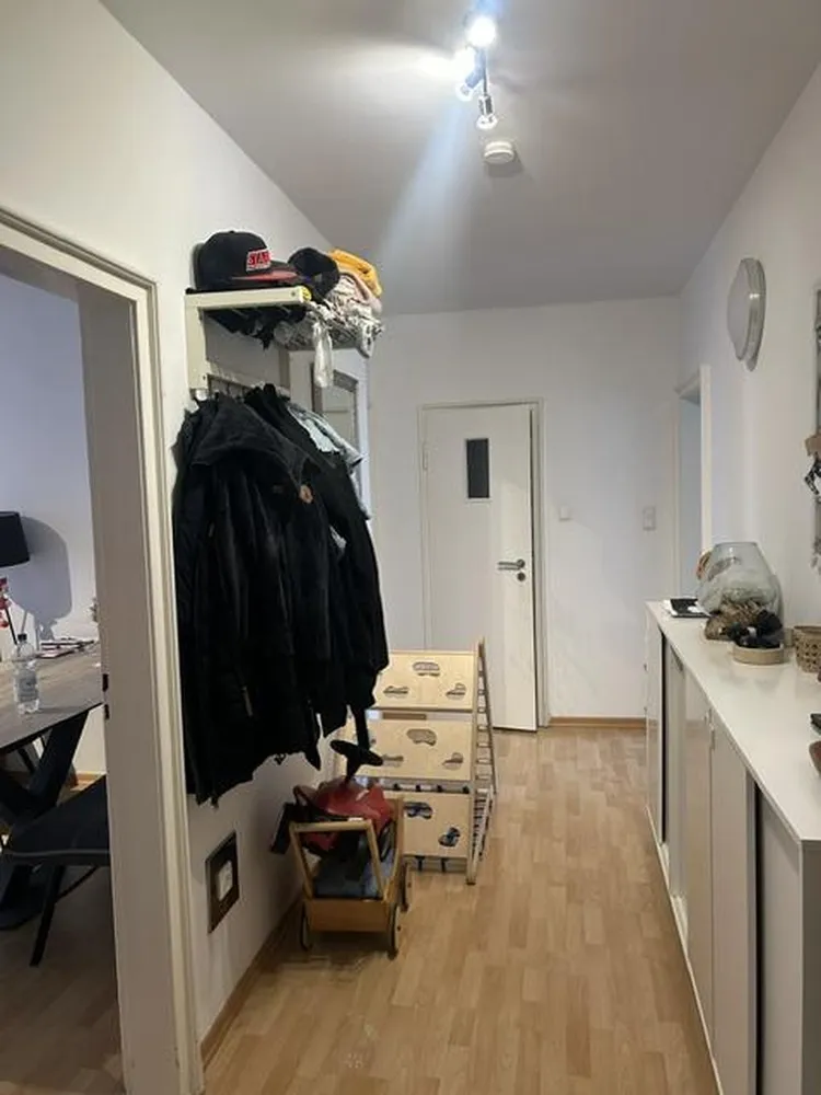 3 Zimmer Wohnung mit 90 m² in Düsseldorf – Bild 2