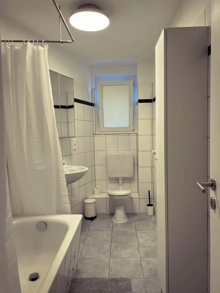 Shared room with 30 m² in Frankfurt am Main – Photo 7