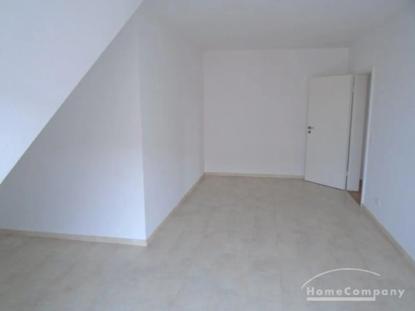 3 Zimmer Wohnung mit 77 m² in Dresden – Bild 2