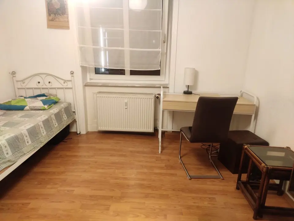 WG-Zimmer mit 65 m² in Stuttgart – Bild 1
