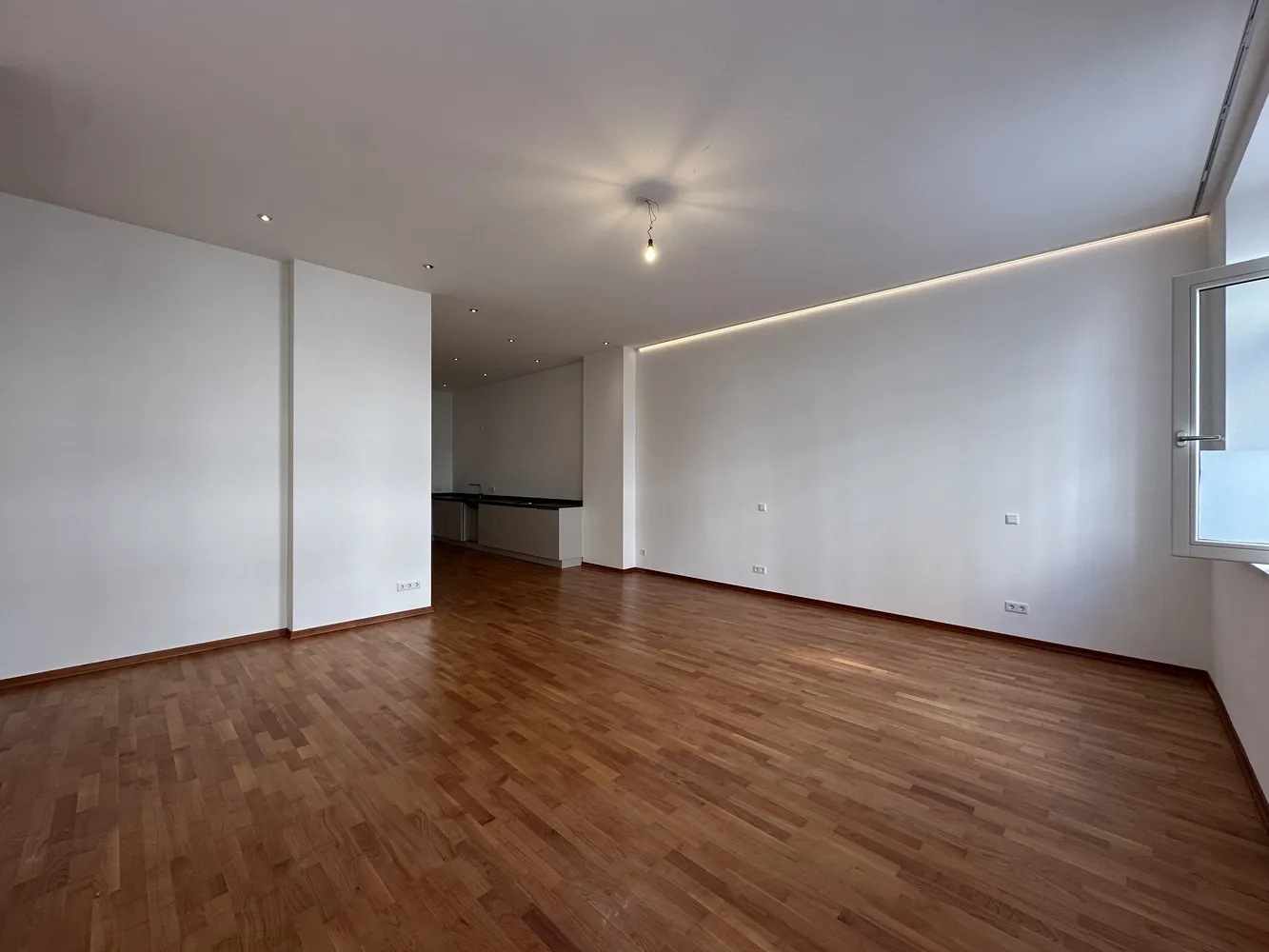 3 Zimmer Wohnung mit 94 m² in München – Bild 4