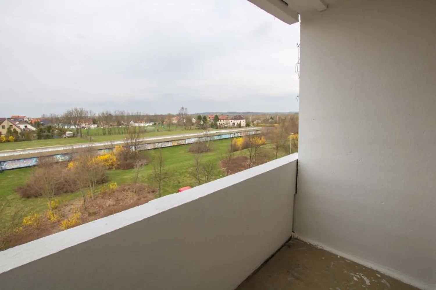 6 Zimmer Wohnung mit 113 m² in Halle (Saale) – Bild 6