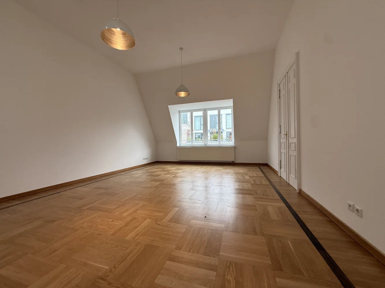 5 Zimmer Wohnung mit 256 m² in Berlin – Bild 11