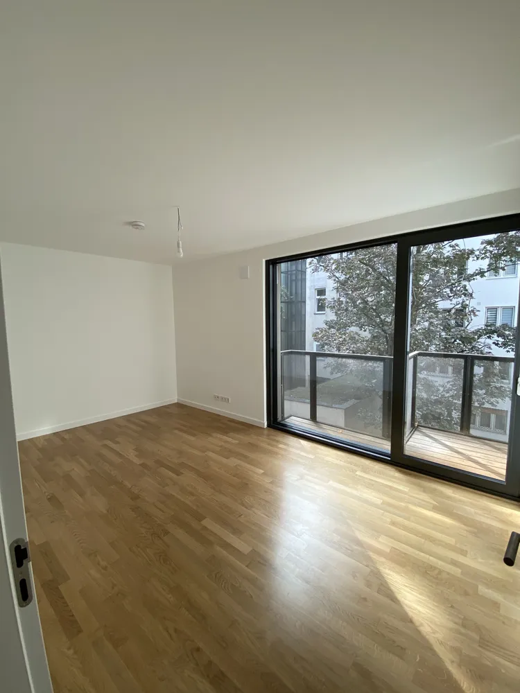 2 room apartment with 55 m² in Berlin – Photo 3