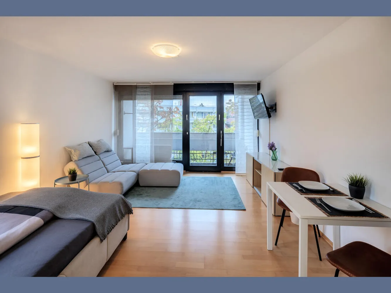 1 room apartment with 34 m² in Munich – Photo 2