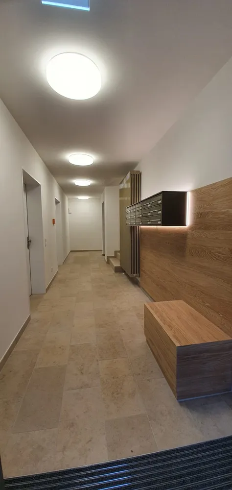 2 Zimmer Wohnung mit 70 m² in Wiesbaden – Bild 3