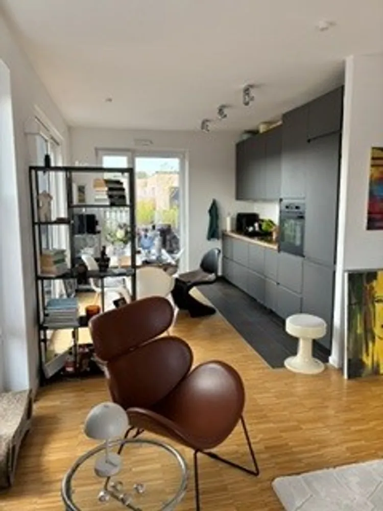 2 Zimmer Wohnung mit 76 m² in Köln – Bild 4