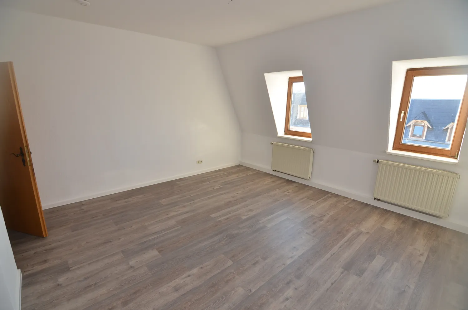2 Zimmer Wohnung mit 74 m² in Halle (Saale) – Bild 1