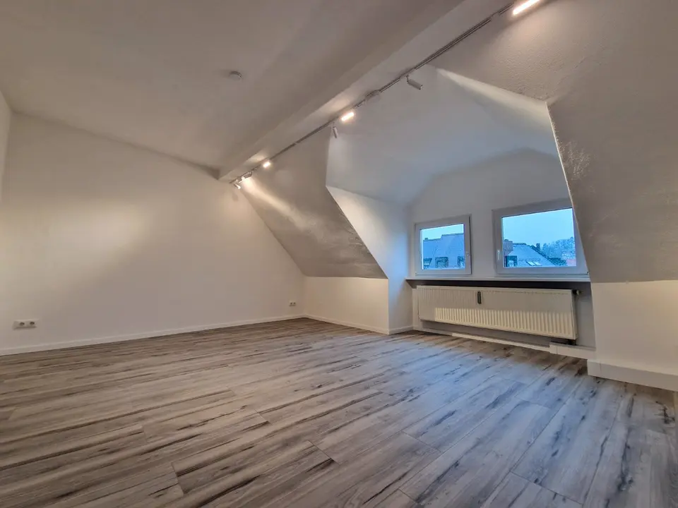 6 Zimmer Wohnung mit 145 m² in Coburg – Bild 9