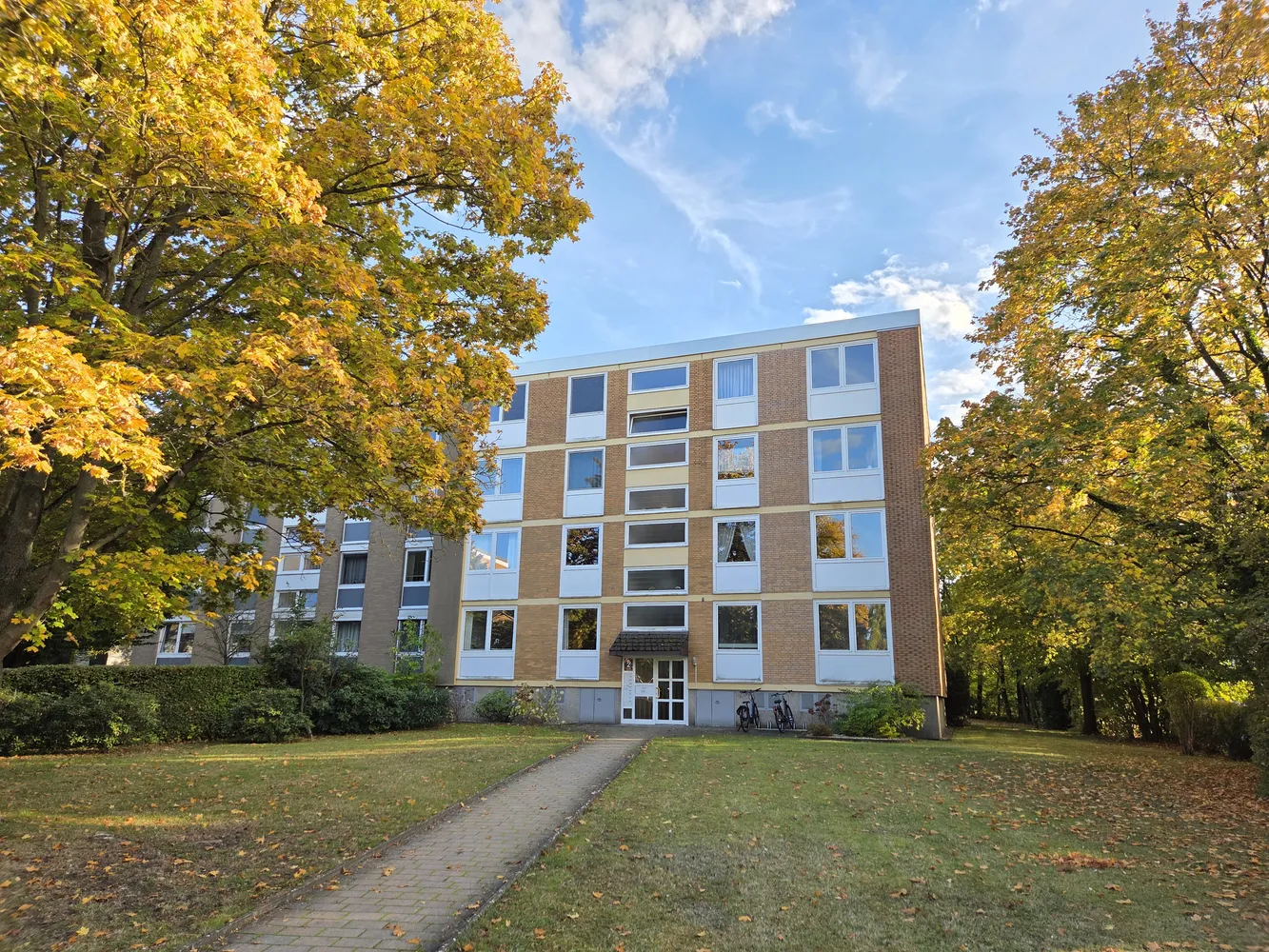 3 room apartment with 81 m² in Hanover – Photo 2