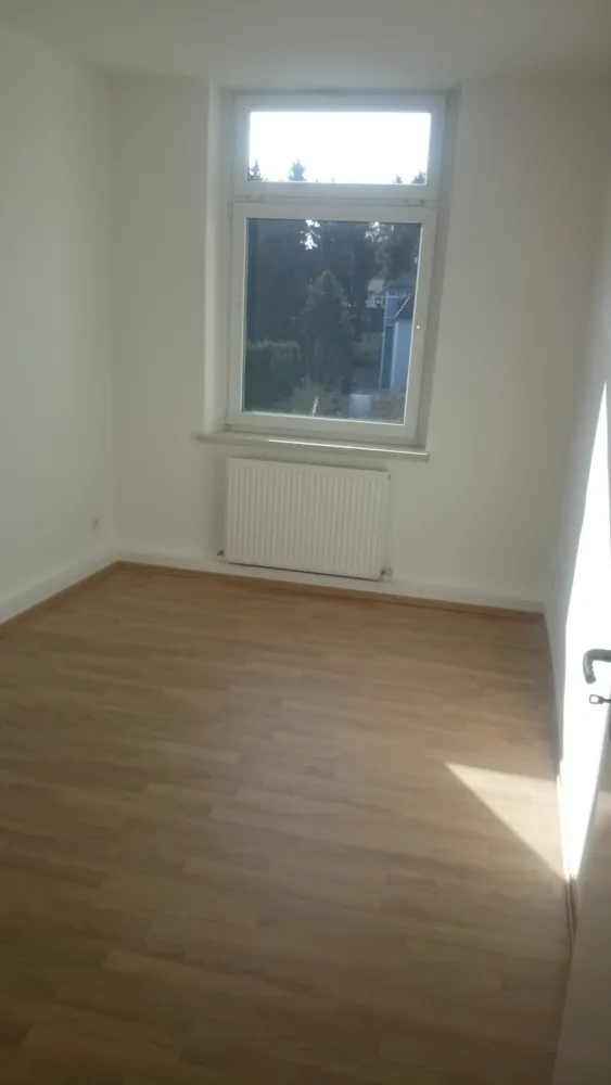 6 room apartment with 130 m² in Limbach-Oberfrohna – Photo 4
